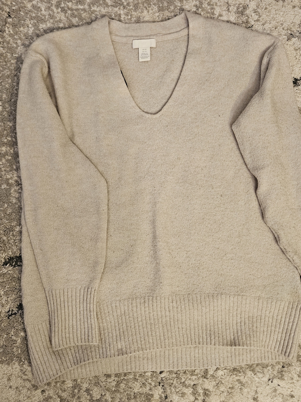 V-Neck Women's Sweater in Cream Whitw